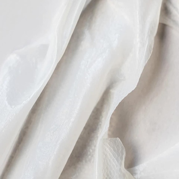 Saffron mask. - Picture 3 of 3